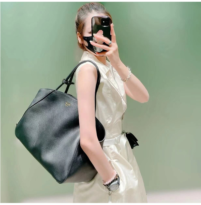 e399d1706833aaf1b2fd1ecdedcfd451_1764510061_2045.jpg e399d1706833aaf1b2fd1ecdedcfd451_1764510061_2045.jpg