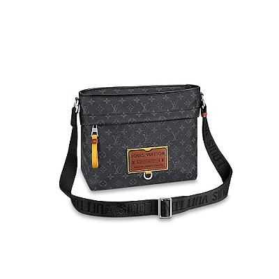 [스페셜오더]LOUIS VUITTON-M45216 루이비통 모노그램 이클립스 블랙 베사체 지피 MM