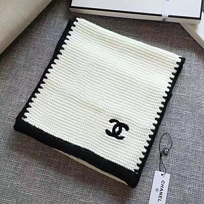 CHANEL-09192 샤넬 화이트 CC 로고 스카프