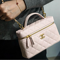 [스페셜오더]CHANEL-12181 샤넬 블랙 26S/S 신상 바니티 케이스