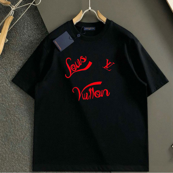 LOUIS VUITTON-04097 루이비통 2026SS 남녀공용 자수 자수 크루넥 티셔츠