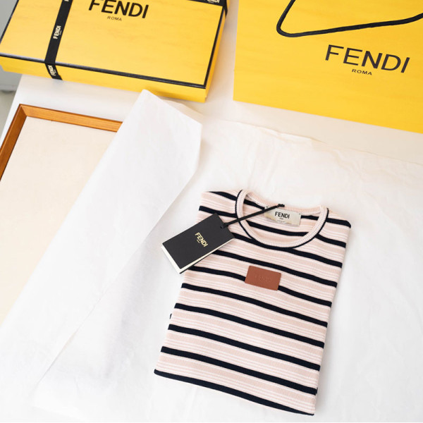 FENDI-06204 펜디 2026SS 여성용 탑