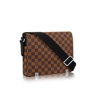 LOUIS VUITTON-M44001 루이비통 모노그램 이클립스 디스트릭트 MM