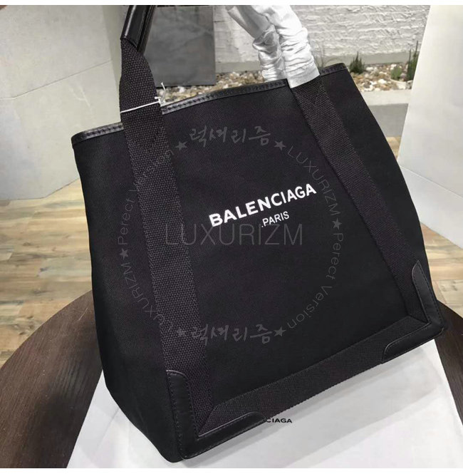 balenciaga2-1026-003.jpg