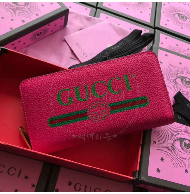 gucci1-1030-002.jpg