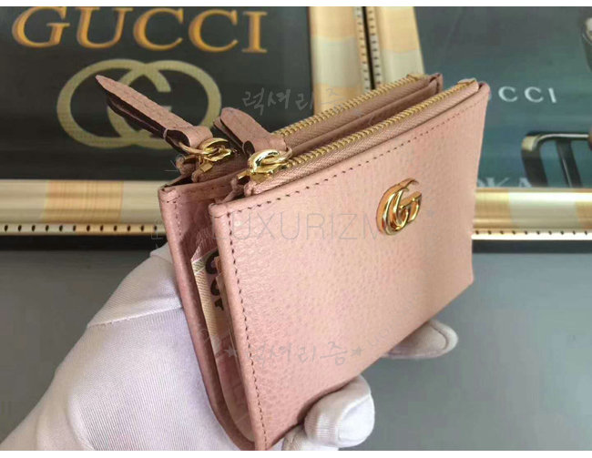 gucci-1115-003.jpg