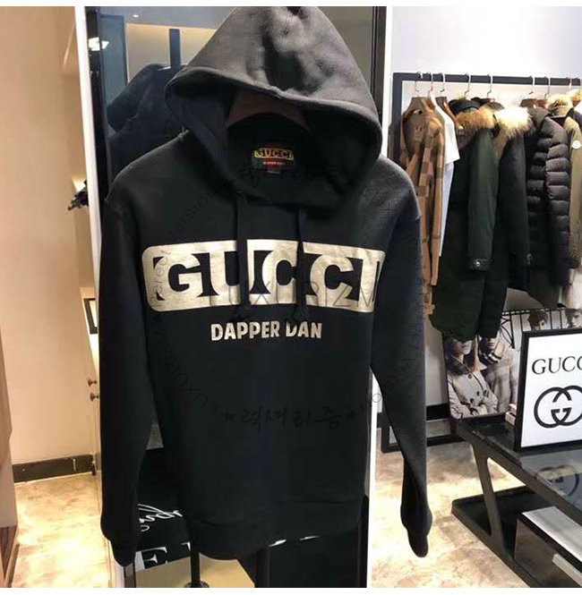 gucci2-1012-004.jpg