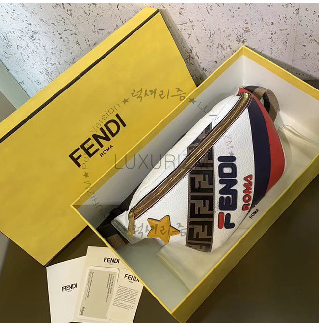 fendi-1205-002.jpg