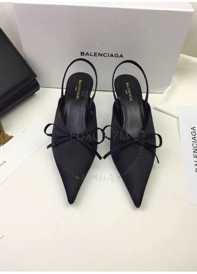 balenciaga2-0206-1.jpg