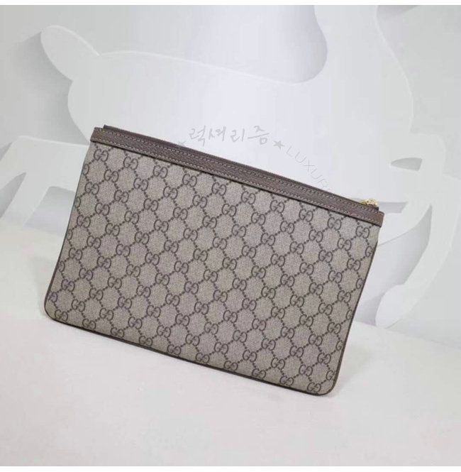 gucci-0327-004.jpg