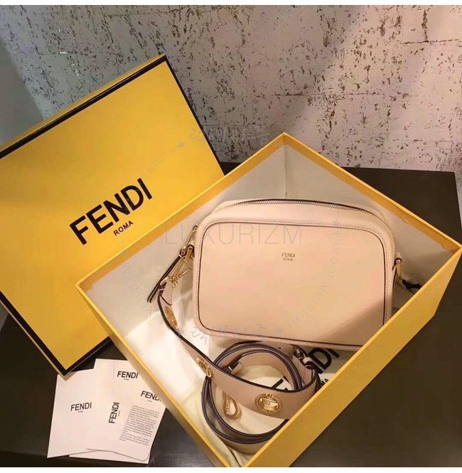 fendi1-0420-003.jpg