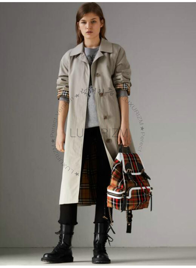 burberry9-0605-001.jpg