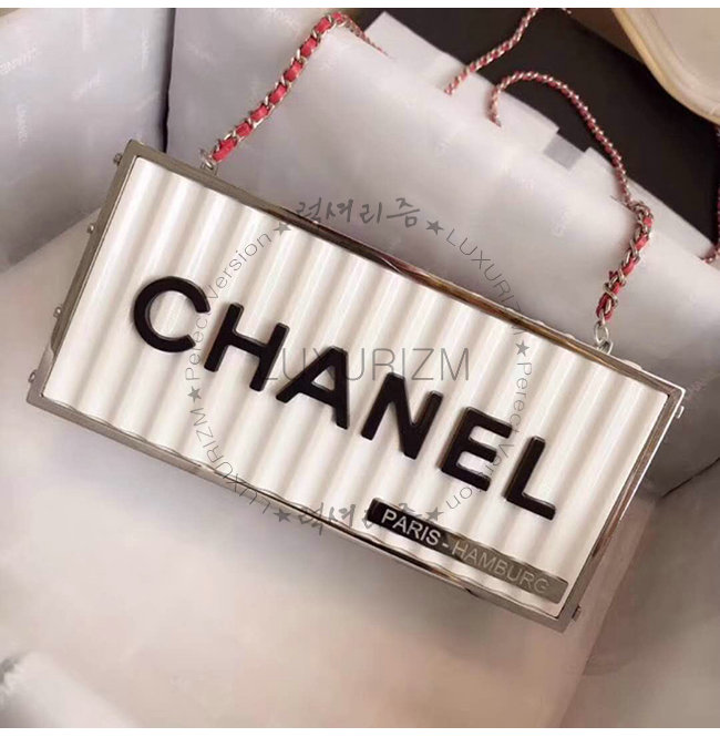 chanel6-0814-002.jpg