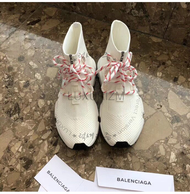 balenciaga1-0116-001.jpg